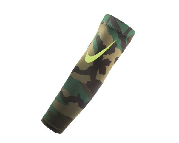 Nike camo arm sleeve deals